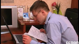 Анальное порно в офисе с пухлой секретаршей