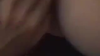 Жена куколда с большими сиськами в любительском домашнем порно в любительском видео