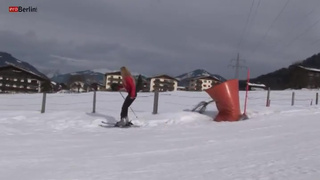 Шикарная Анна Сафина показывает свои сиськи катаясь на лыжах в Австрии