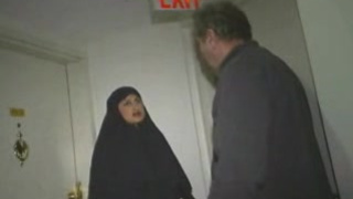 Жаркий арабский секс с верующей зрелой женщиной